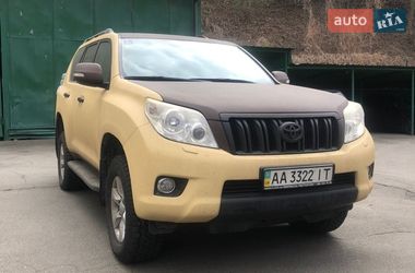Позашляховик / Кросовер Toyota Land Cruiser Prado 2013 в Києві