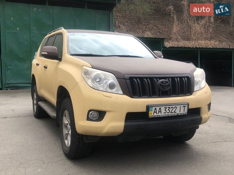 Toyota Land Cruiser Prado 2013