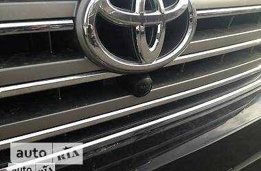 Внедорожник / Кроссовер Toyota Land Cruiser 2013 в 