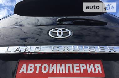 Внедорожник / Кроссовер Toyota Land Cruiser 2016 в Киеве