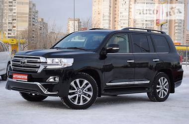 Внедорожник / Кроссовер Toyota Land Cruiser 2017 в Киеве