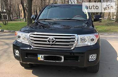 Toyota Land Cruiser 2012