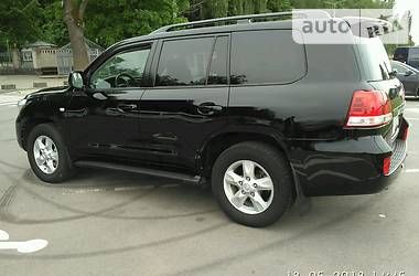 Позашляховик / Кросовер Toyota Land Cruiser 2011 в Києві