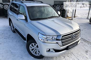 Внедорожник / Кроссовер Toyota Land Cruiser 2018 в Киеве