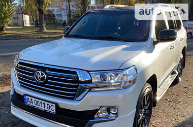 Внедорожник / Кроссовер Toyota Land Cruiser 2019 в Киеве