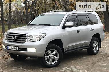 Toyota Land Cruiser 2011