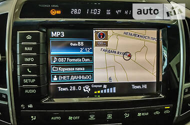 Позашляховик / Кросовер Toyota Land Cruiser 2012 в 