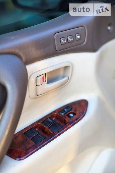 Позашляховик / Кросовер Toyota Land Cruiser 1999 в Одесі