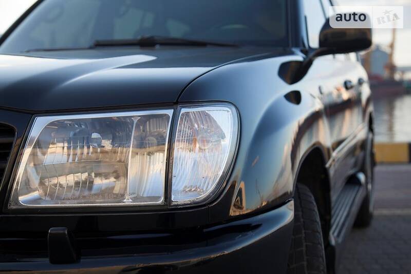 Позашляховик / Кросовер Toyota Land Cruiser 1999 в Одесі