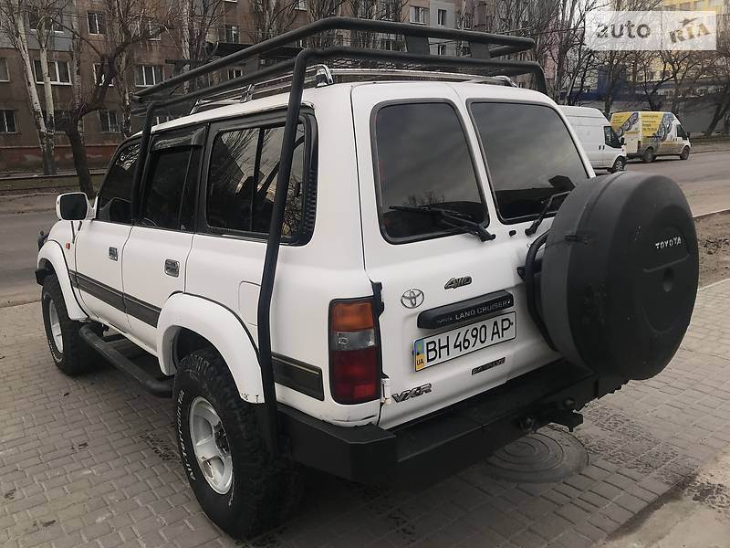 Позашляховик / Кросовер Toyota Land Cruiser 1993 в Одесі