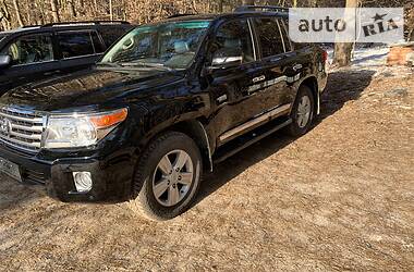 Позашляховик / Кросовер Toyota Land Cruiser 2014 в 