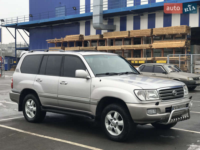 Toyota Land Cruiser 2003