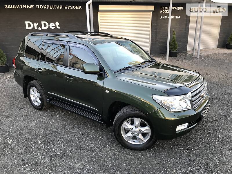 Позашляховик / Кросовер Toyota Land Cruiser 2011 в Києві
