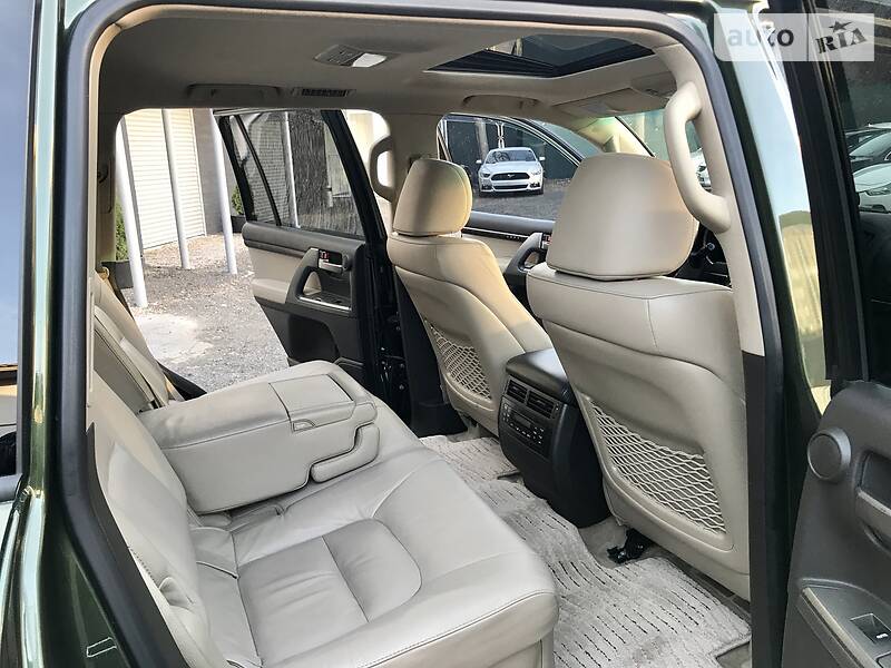 Позашляховик / Кросовер Toyota Land Cruiser 2011 в Києві