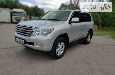 Позашляховик / Кросовер Toyota Land Cruiser 2011 в 