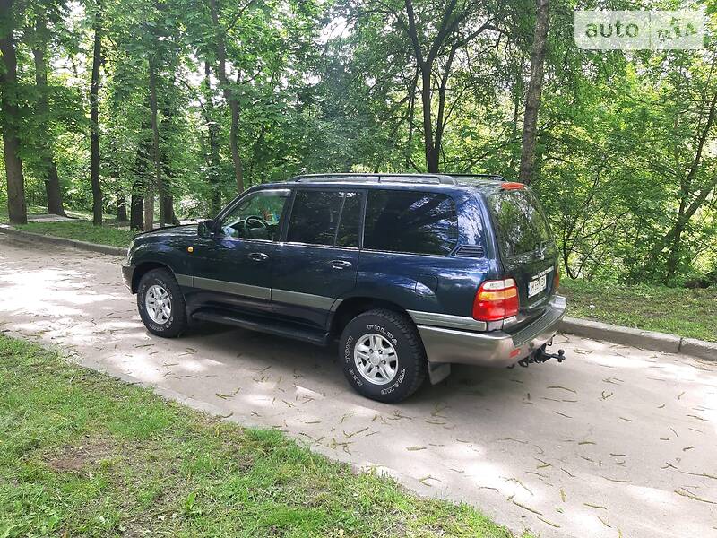 Позашляховик / Кросовер Toyota Land Cruiser 1999 в Житомирі