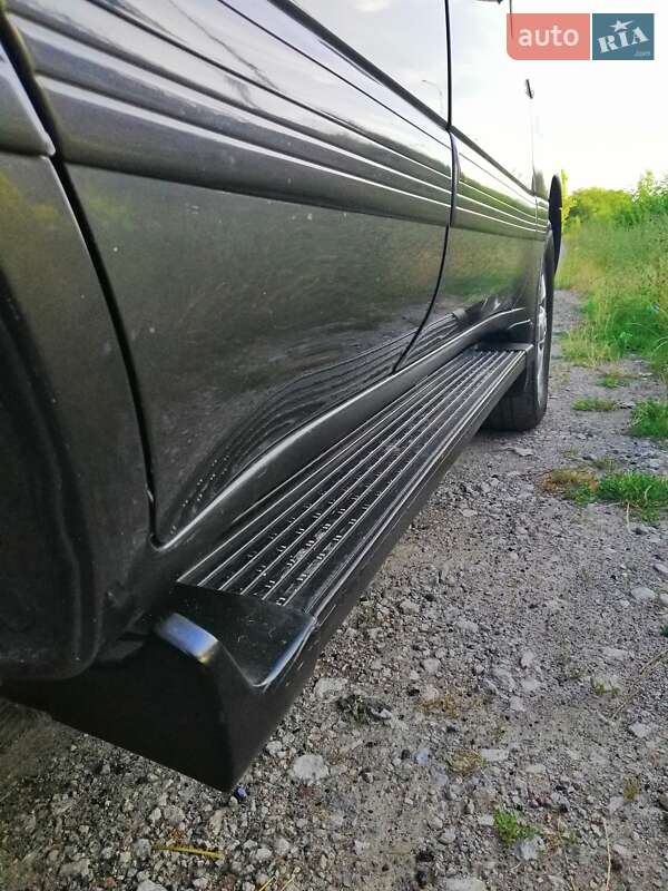Позашляховик / Кросовер Toyota Land Cruiser 2003 в Дніпрі