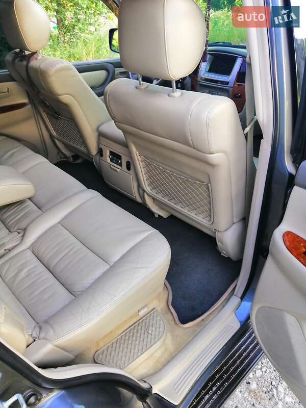 Позашляховик / Кросовер Toyota Land Cruiser 2003 в Дніпрі