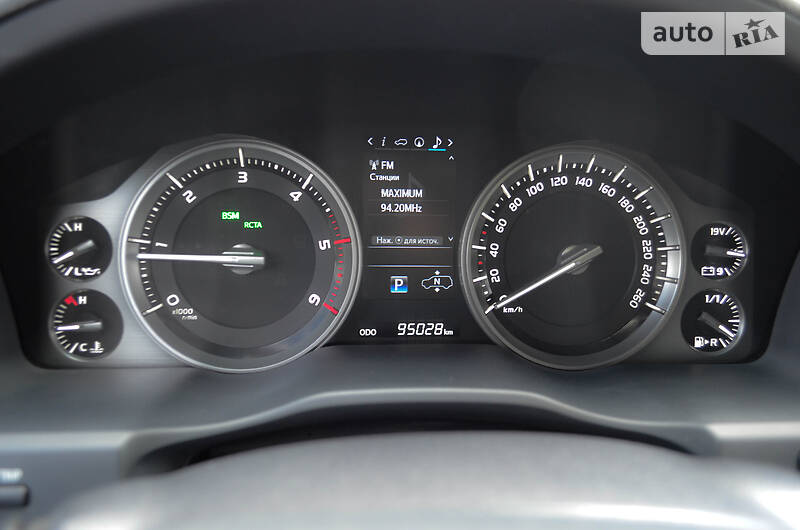 Внедорожник / Кроссовер Toyota Land Cruiser 2016 в Киеве