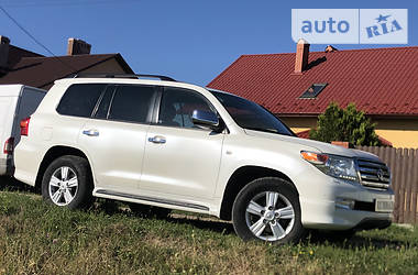 Позашляховик / Кросовер Toyota Land Cruiser 2011 в 