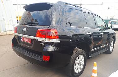 Позашляховик / Кросовер Toyota Land Cruiser 2020 в 