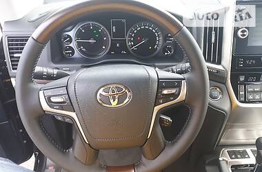 Позашляховик / Кросовер Toyota Land Cruiser 2020 в 