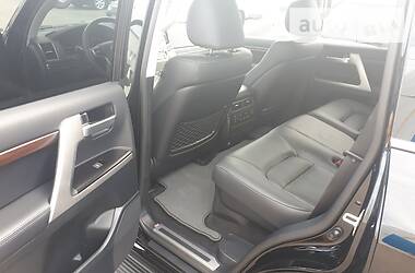 Позашляховик / Кросовер Toyota Land Cruiser 2020 в 