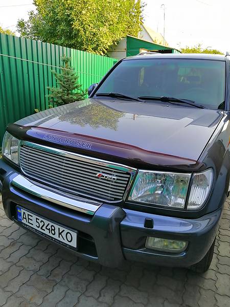Позашляховик / Кросовер Toyota Land Cruiser 2003 в Дніпрі
