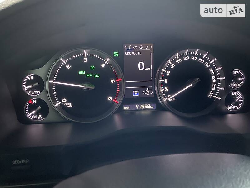 Внедорожник / Кроссовер Toyota Land Cruiser 2017 в Днепре фото 130 Внедорожник / Кроссовер Toyota Land Cruiser 2017 в Днепре