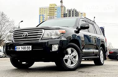 Внедорожник / Кроссовер Toyota Land Cruiser 2013 в Киеве