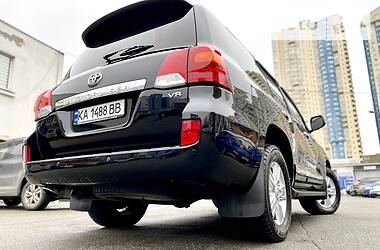 Внедорожник / Кроссовер Toyota Land Cruiser 2013 в Киеве