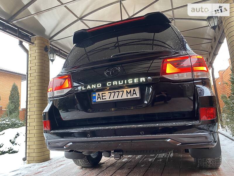 Внедорожник / Кроссовер Toyota Land Cruiser 2017 в Днепре фото 35 Внедорожник / Кроссовер Toyota Land Cruiser 2017 в Днепре