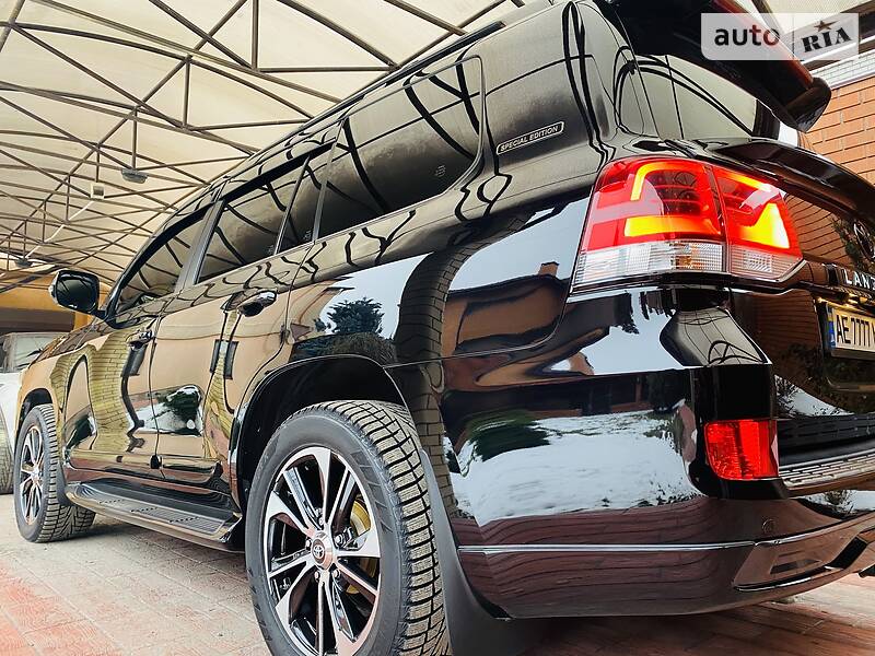 Внедорожник / Кроссовер Toyota Land Cruiser 2017 в Днепре фото 48 Внедорожник / Кроссовер Toyota Land Cruiser 2017 в Днепре