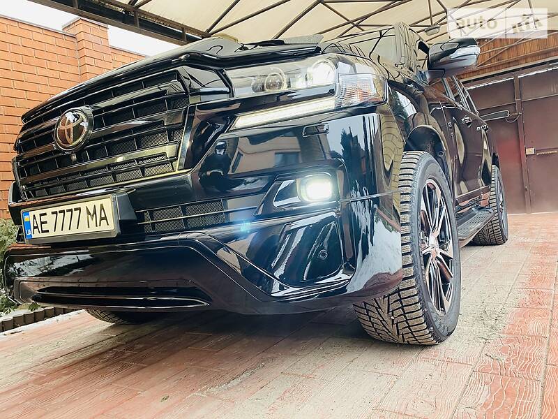 Внедорожник / Кроссовер Toyota Land Cruiser 2017 в Днепре фото 55 Внедорожник / Кроссовер Toyota Land Cruiser 2017 в Днепре