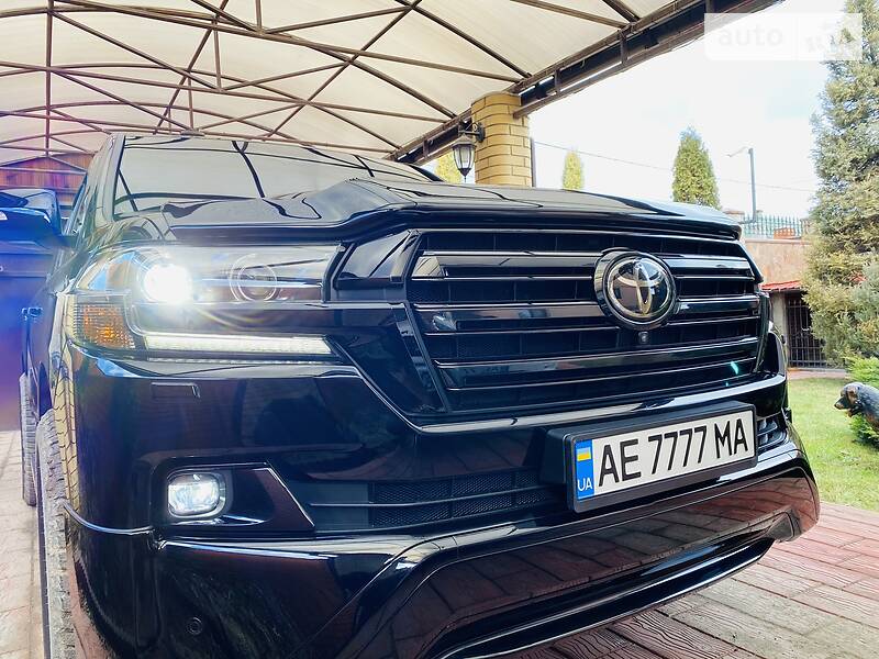 Внедорожник / Кроссовер Toyota Land Cruiser 2017 в Днепре фото 69 Внедорожник / Кроссовер Toyota Land Cruiser 2017 в Днепре