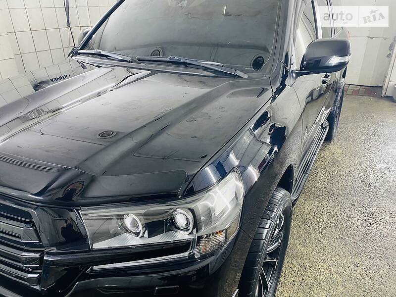 Внедорожник / Кроссовер Toyota Land Cruiser 2017 в Днепре фото 102 Внедорожник / Кроссовер Toyota Land Cruiser 2017 в Днепре