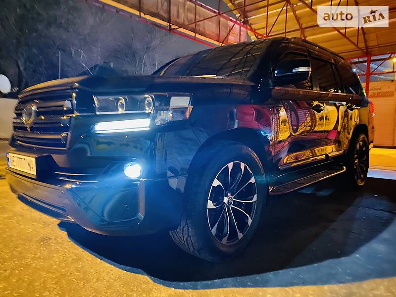Внедорожник / Кроссовер Toyota Land Cruiser 2017 в Днепре фото 106 Внедорожник / Кроссовер Toyota Land Cruiser 2017 в Днепре