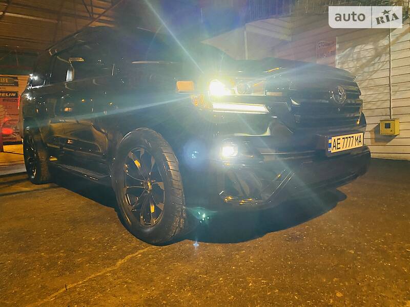 Внедорожник / Кроссовер Toyota Land Cruiser 2017 в Днепре фото 111 Внедорожник / Кроссовер Toyota Land Cruiser 2017 в Днепре