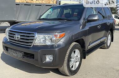 Внедорожник / Кроссовер Toyota Land Cruiser 2013 в Тернополе