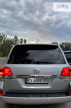 Внедорожник / Кроссовер Toyota Land Cruiser 2008 в Черновцах