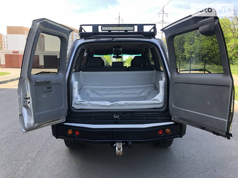 Внедорожник / Кроссовер Toyota Land Cruiser 2005 в Харькове