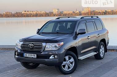 Позашляховик / Кросовер Toyota Land Cruiser 2008 в Дніпрі