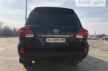 Позашляховик / Кросовер Toyota Land Cruiser 2013 в Харкові