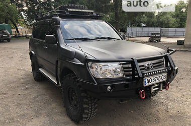 Внедорожник / Кроссовер Toyota Land Cruiser 2002 в Сваляве