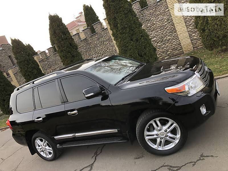 Внедорожник / Кроссовер Toyota Land Cruiser 2013 в Киеве фото 5 Внедорожник / Кроссовер Toyota Land Cruiser 2013 в Киеве