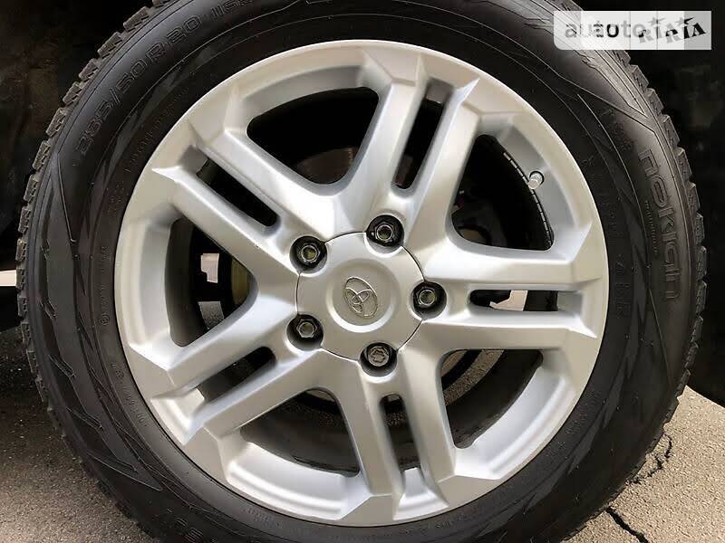 Внедорожник / Кроссовер Toyota Land Cruiser 2013 в Киеве фото 12 Внедорожник / Кроссовер Toyota Land Cruiser 2013 в Киеве