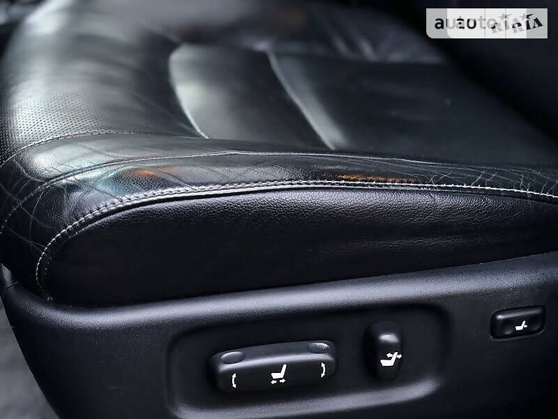 Внедорожник / Кроссовер Toyota Land Cruiser 2013 в Киеве фото 17 Внедорожник / Кроссовер Toyota Land Cruiser 2013 в Киеве