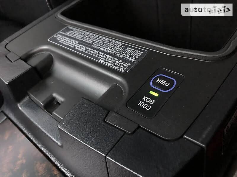 Внедорожник / Кроссовер Toyota Land Cruiser 2013 в Киеве фото 27 Внедорожник / Кроссовер Toyota Land Cruiser 2013 в Киеве