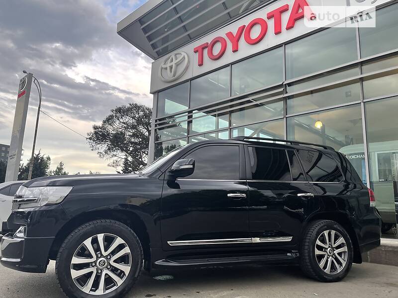 Позашляховик / Кросовер Toyota Land Cruiser 2019 в Києві фото 4 Позашляховик / Кросовер Toyota Land Cruiser 2019 в Києві