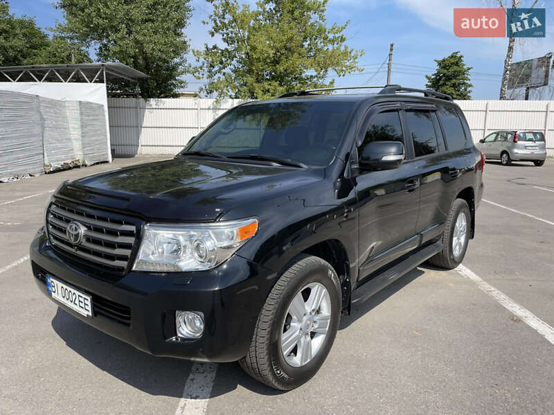 Внедорожник / Кроссовер Toyota Land Cruiser 2013 в Кременчуге